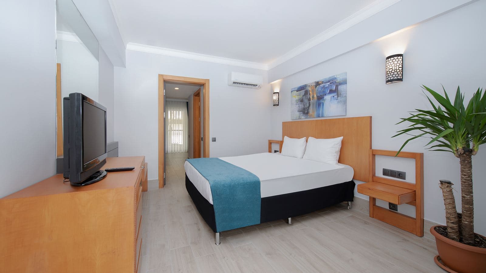 rooms-garden-family-room
