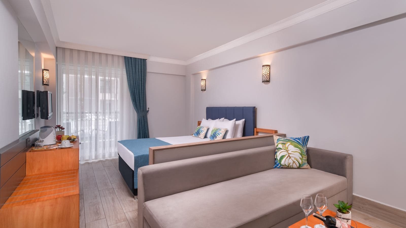 rooms-garden-large-room