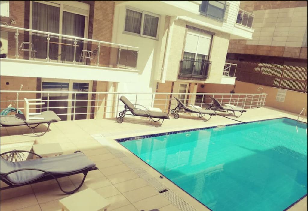 pools-outdoor-pool