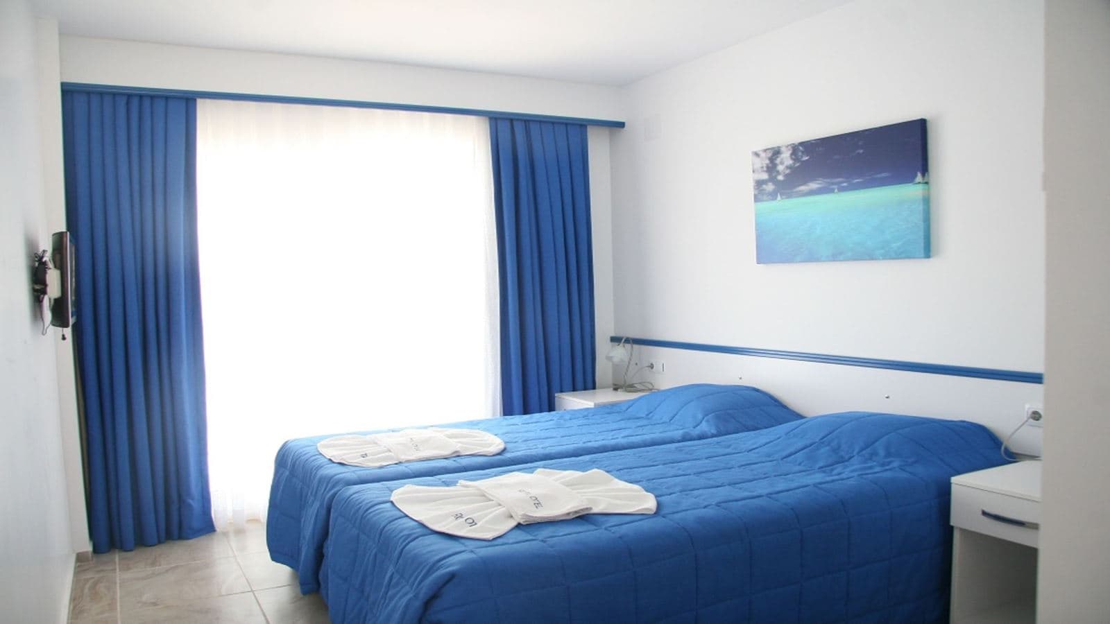 rooms-standard-room
