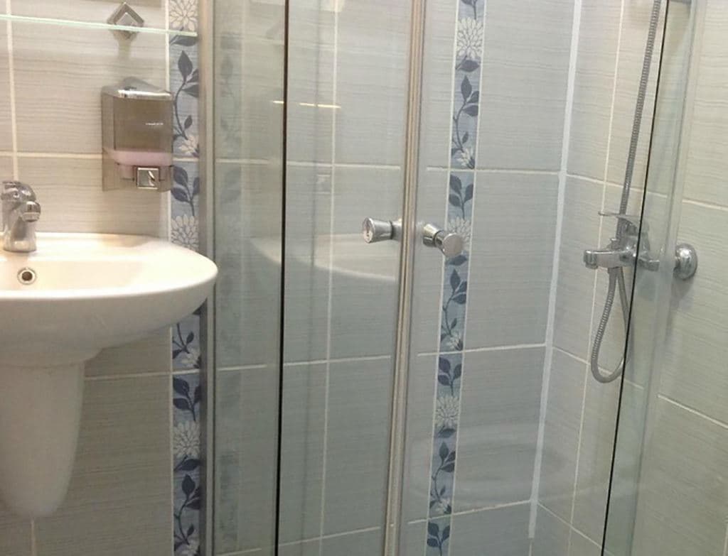 rooms-standard-room