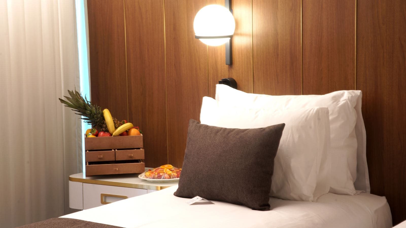 rooms-room-superior