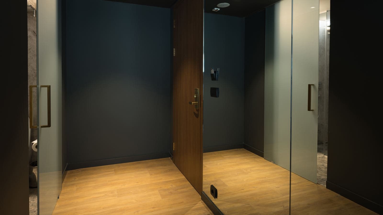 rooms-room-deluxe-sea-view