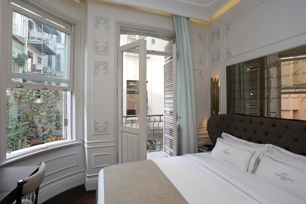 rooms-double-with-balcony