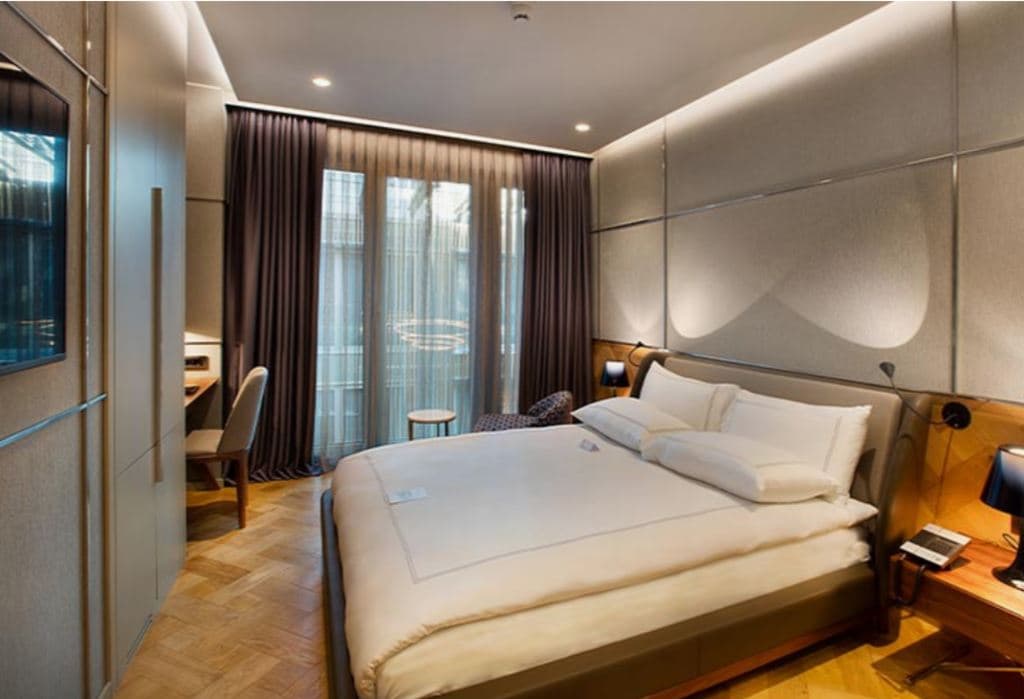 rooms-superior-room