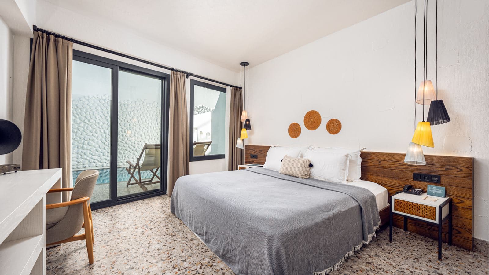 rooms-swim-up-suite