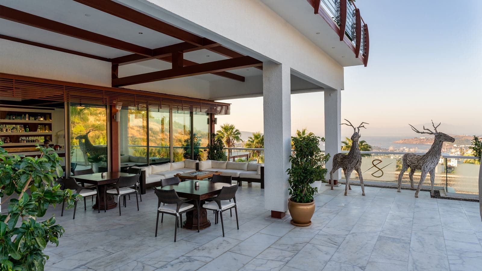 bars-lobby-bar