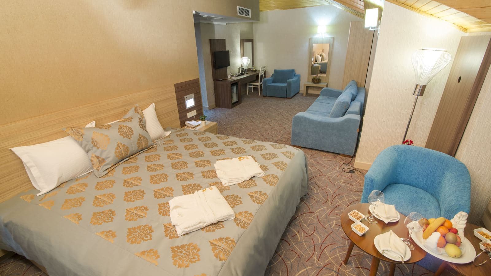 rooms-suit-oda