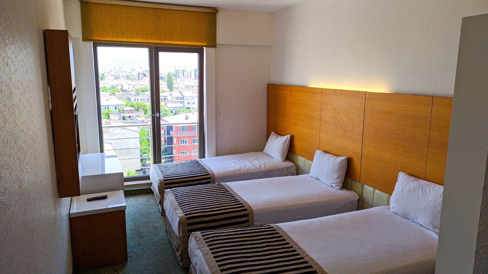 rooms-standard-room