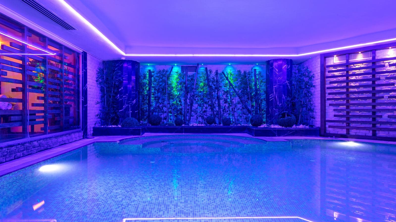 pools-indoor-pool