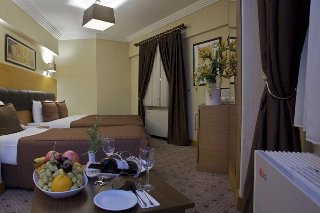 rooms-standard-room