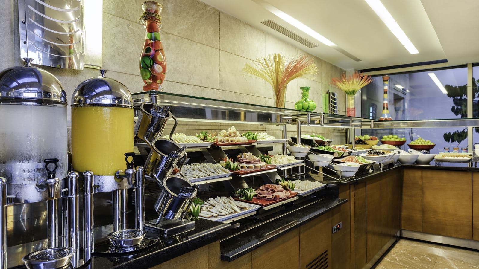 restaurants-restaurants