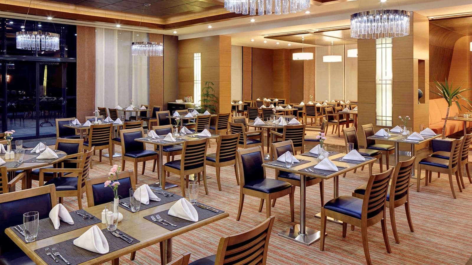 restaurants-restaurants