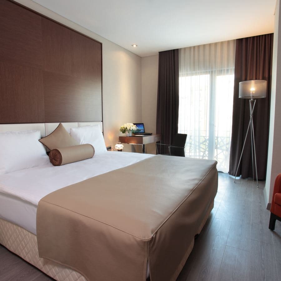 rooms-family-room-standard