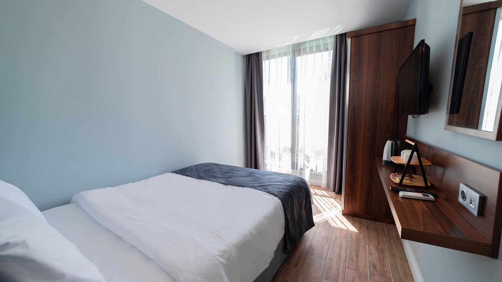 rooms-standard-room