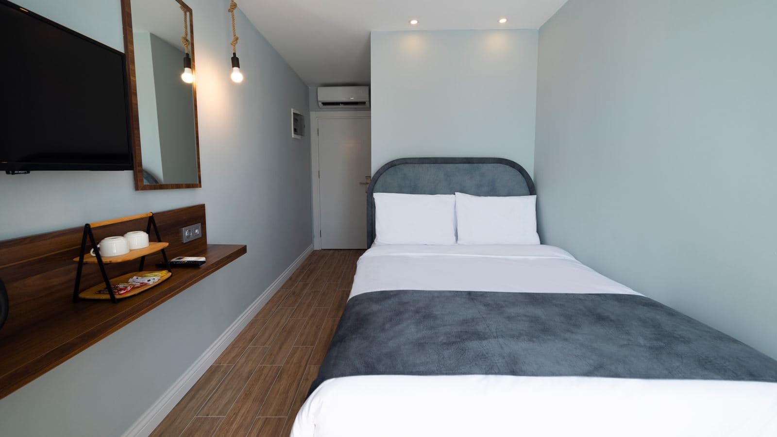 rooms-standard-room