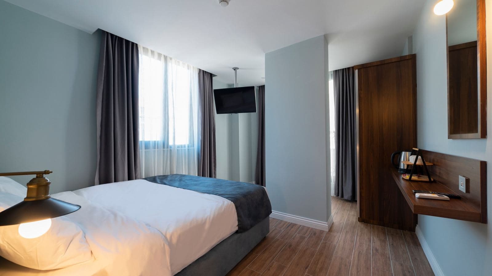 rooms-superior-room