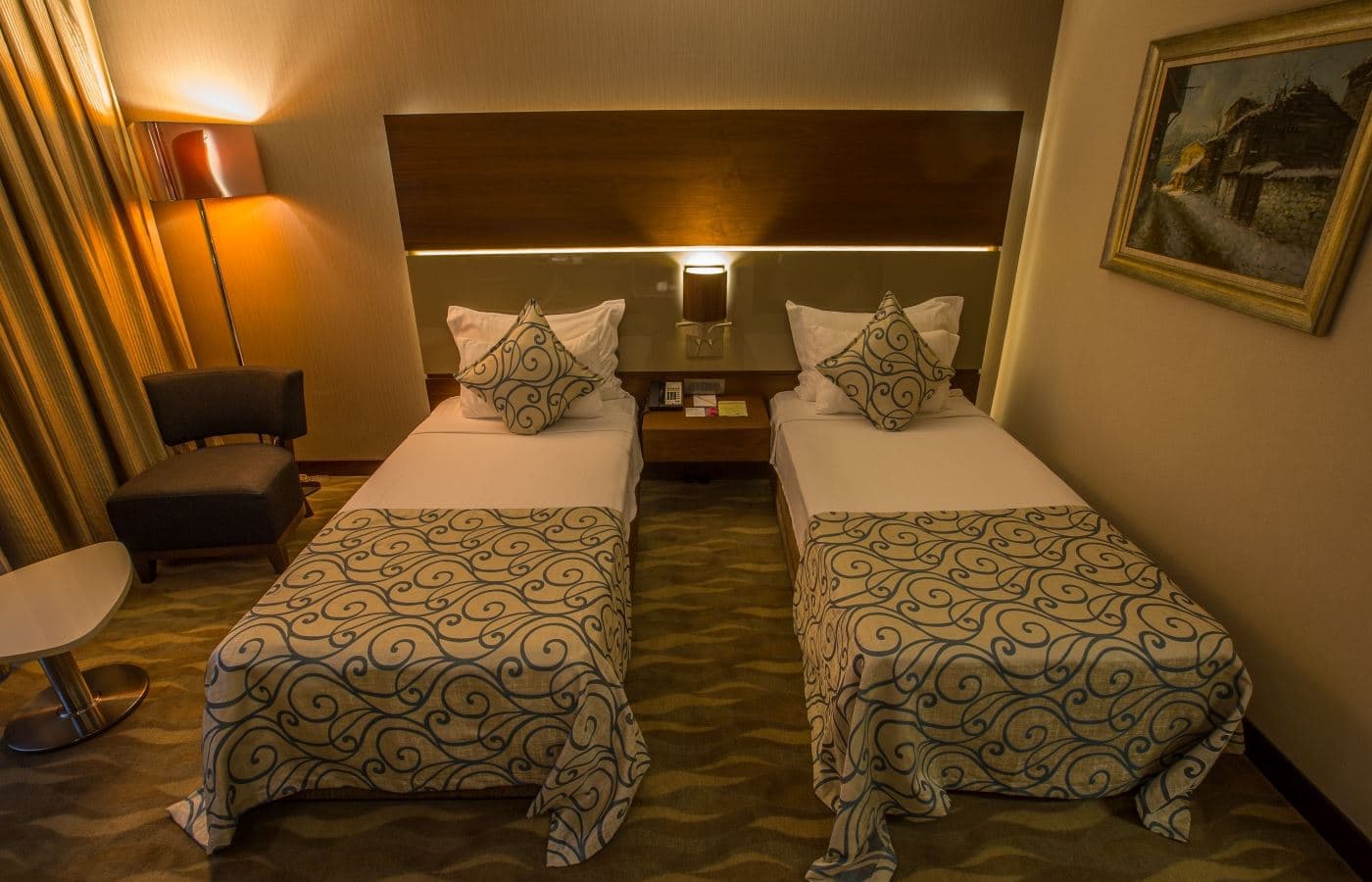 rooms-family-room
