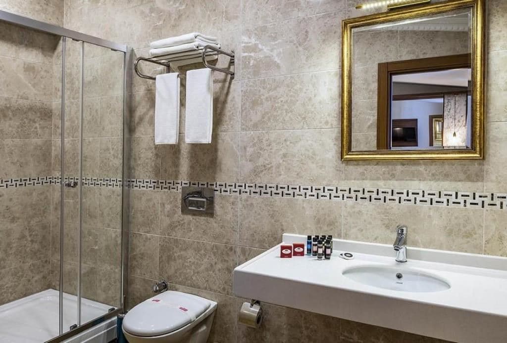 rooms-standard-room