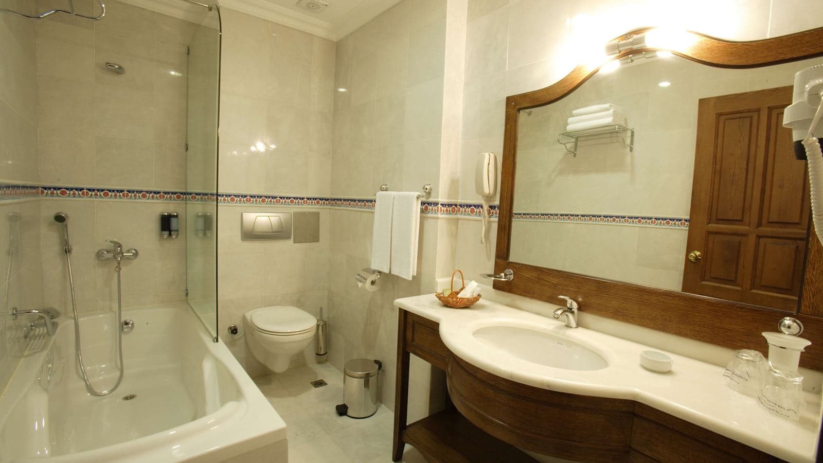rooms-suite-prestige