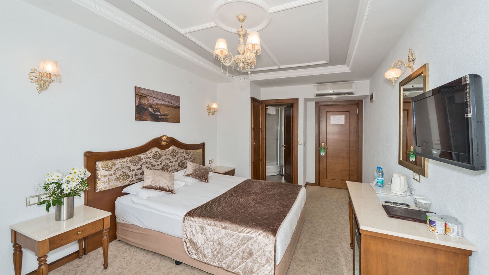 rooms-family-room-standard