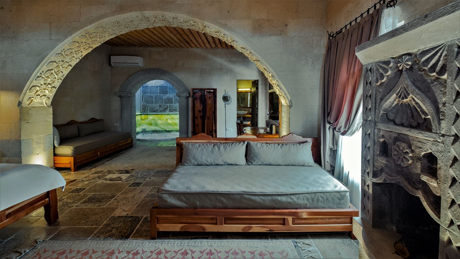 rooms-suite-with-turkish-bath