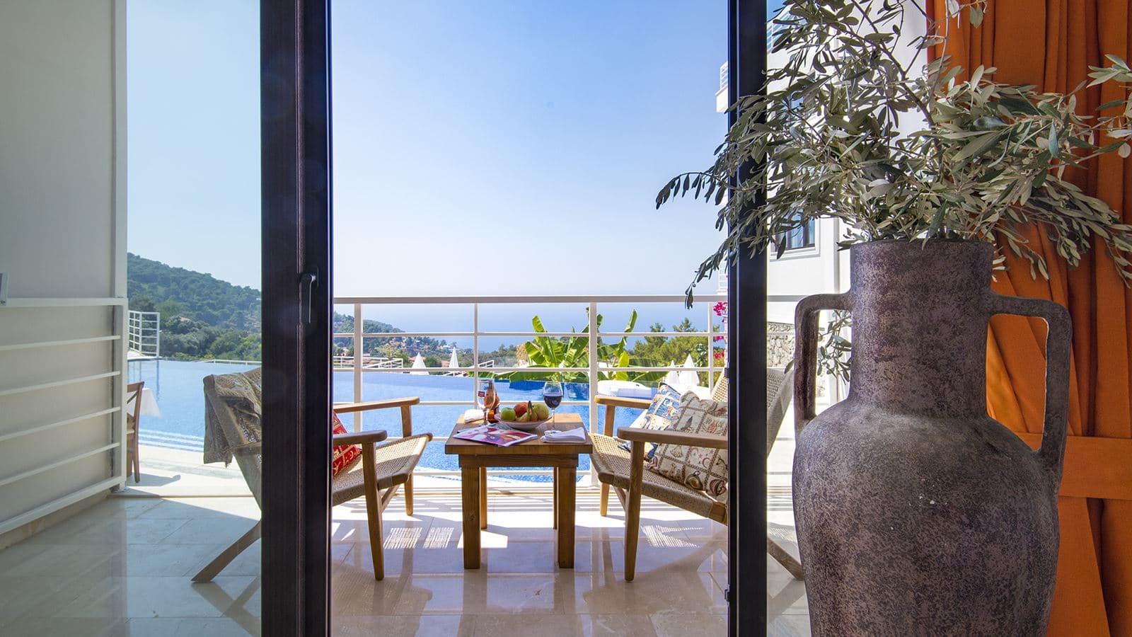 rooms-double-deluxe-sea-view