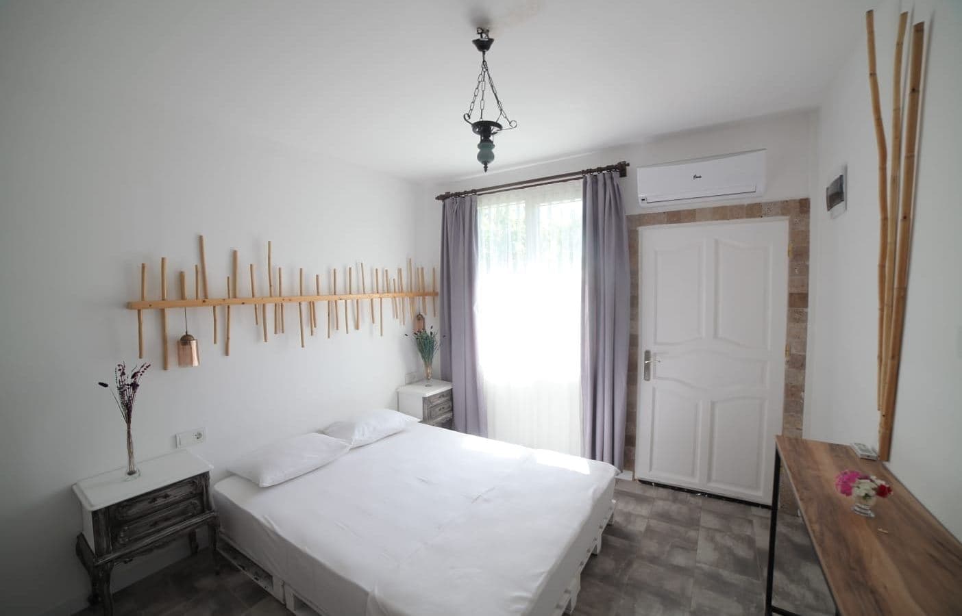 rooms-standard-room