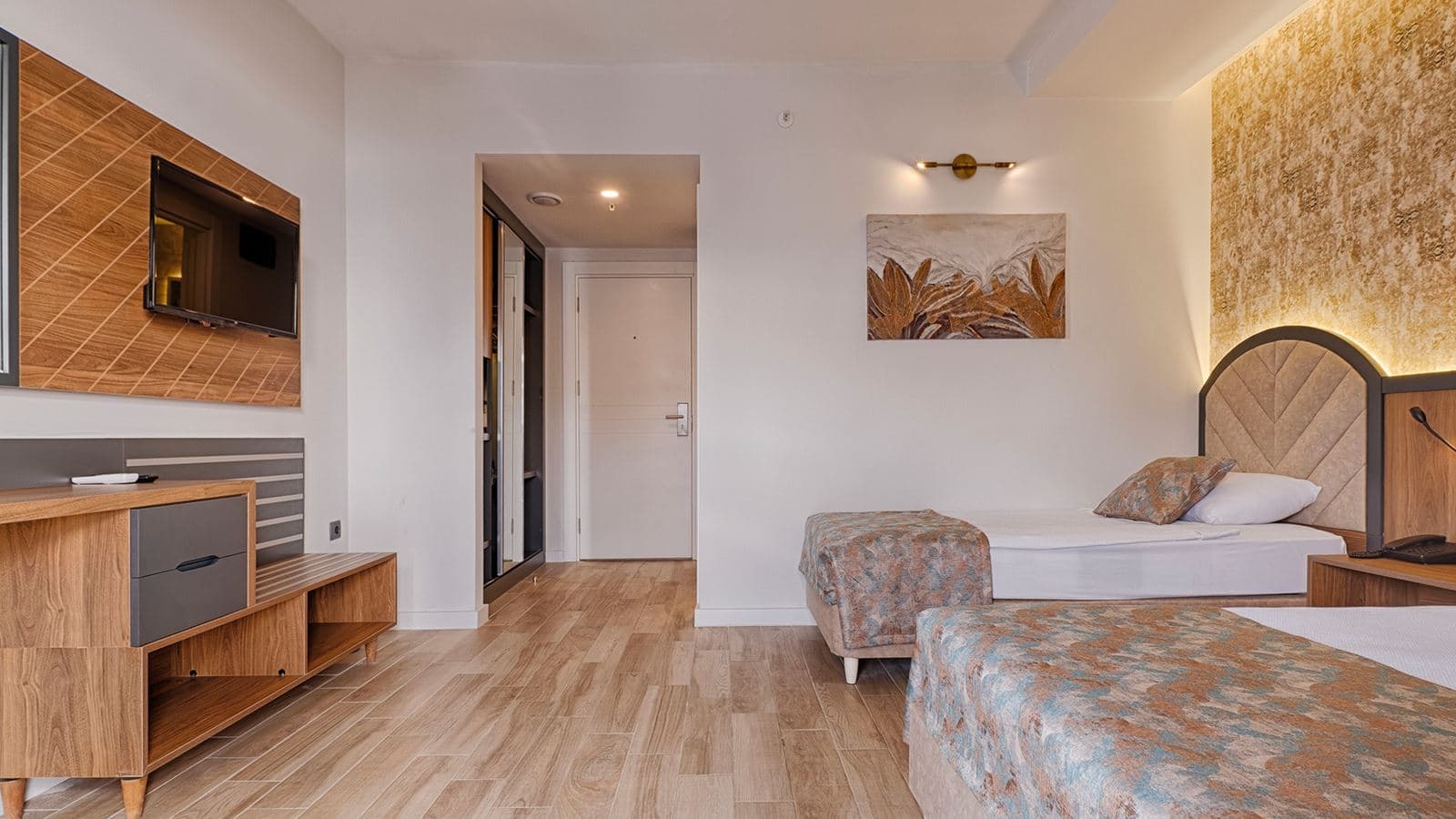 rooms-standard-room
