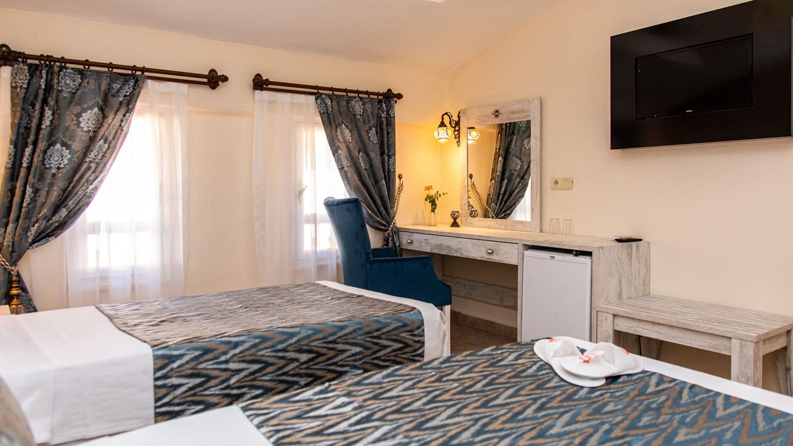 rooms-standard-room