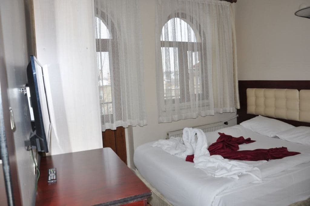 rooms-economy-room