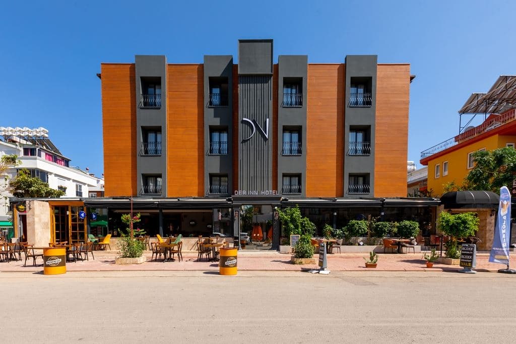 general-main-building