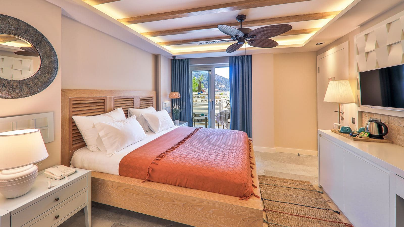 rooms-classic-room