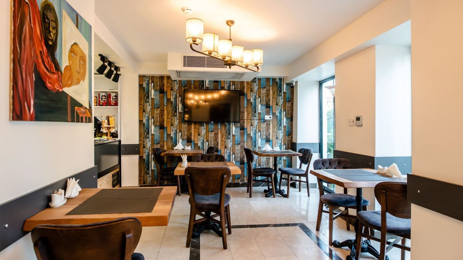 restaurants-restaurants