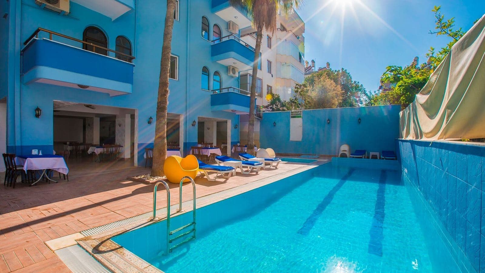 pools-outdoor-pool