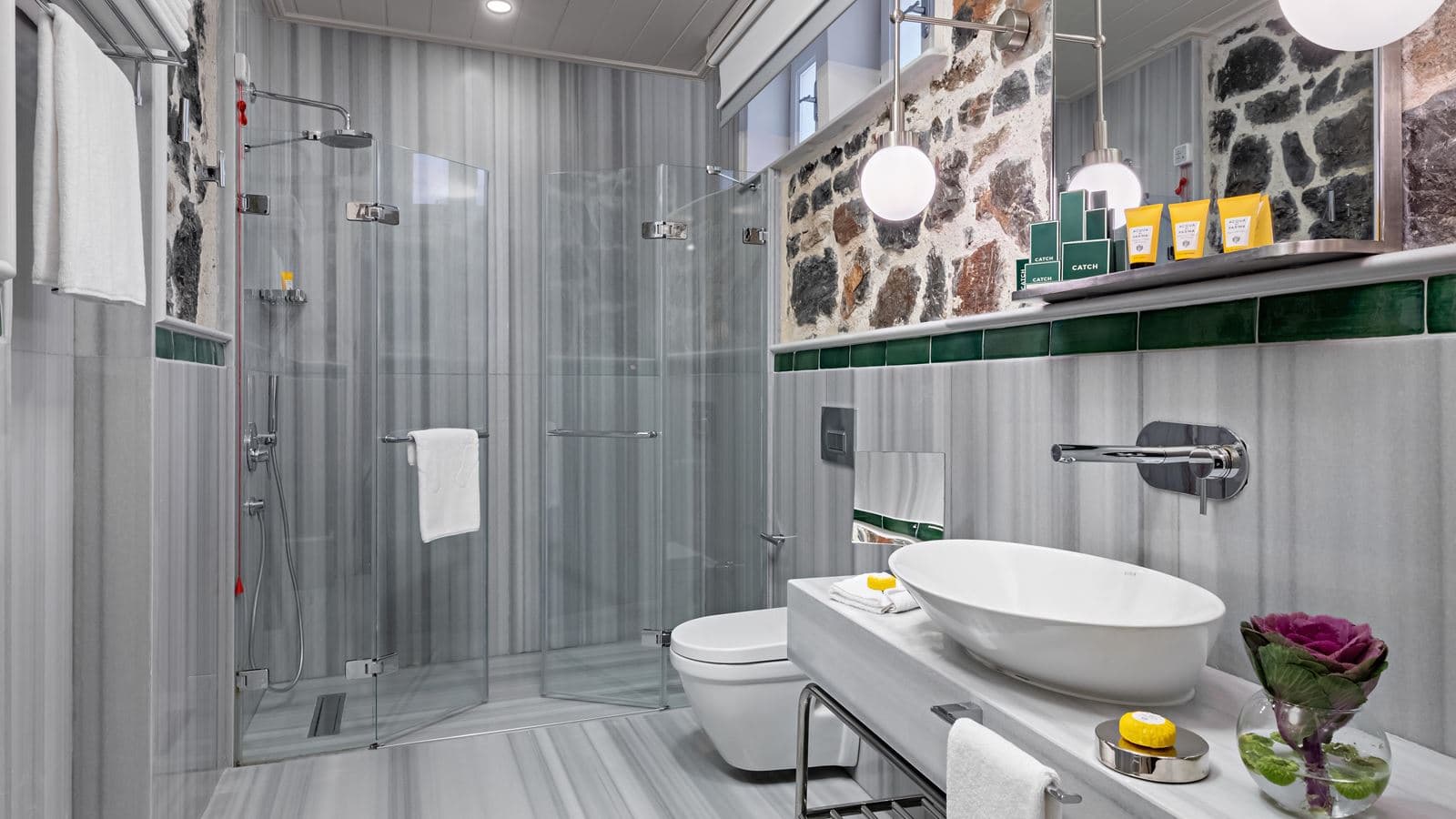 rooms-deluxe-room