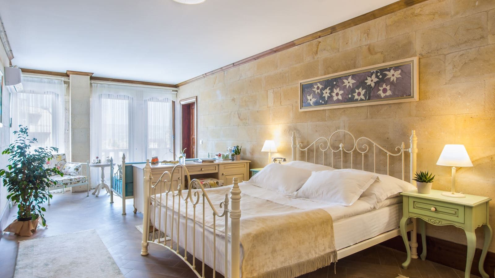 rooms-deluxe-stone