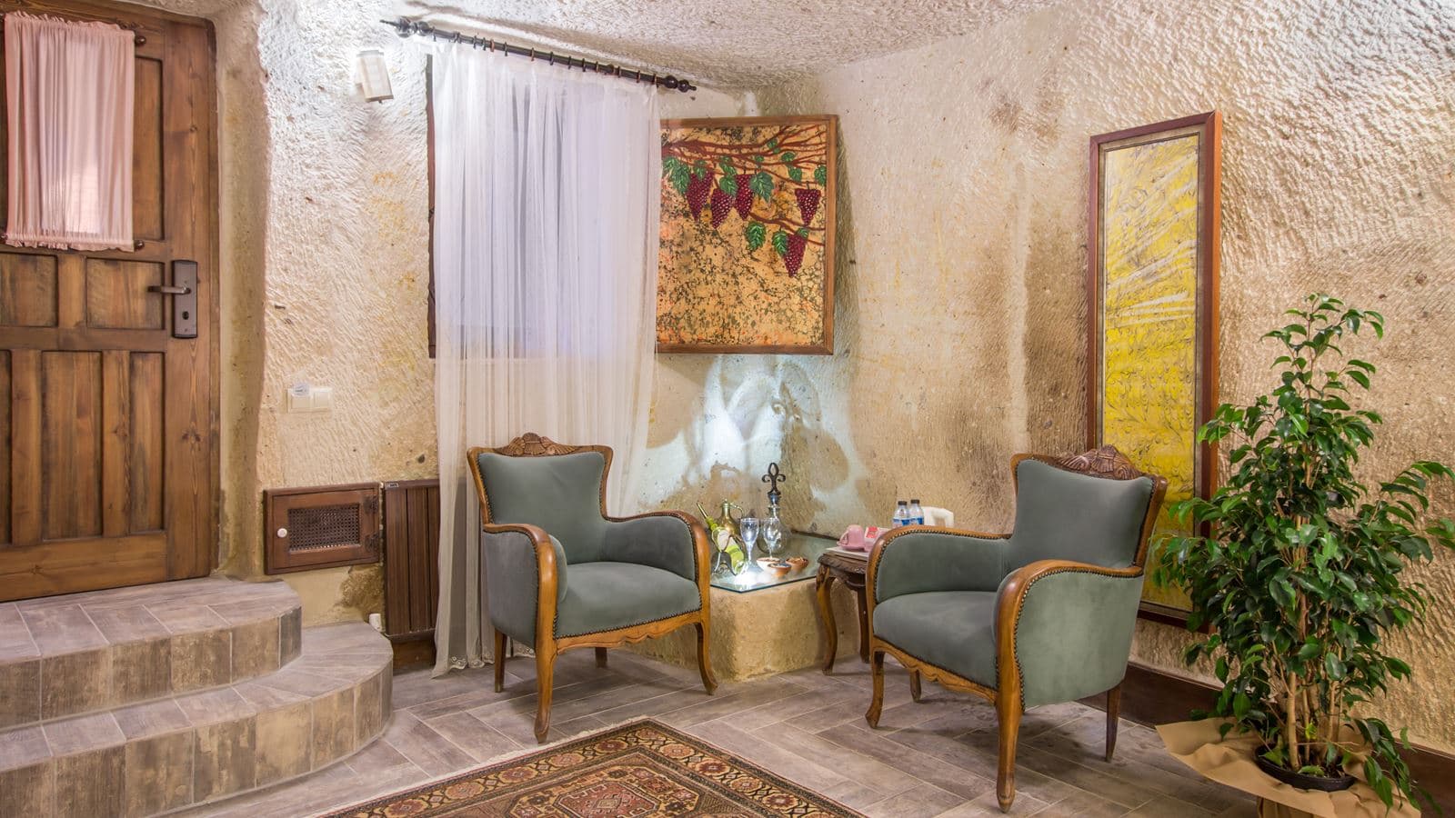 rooms-deluxe-cave