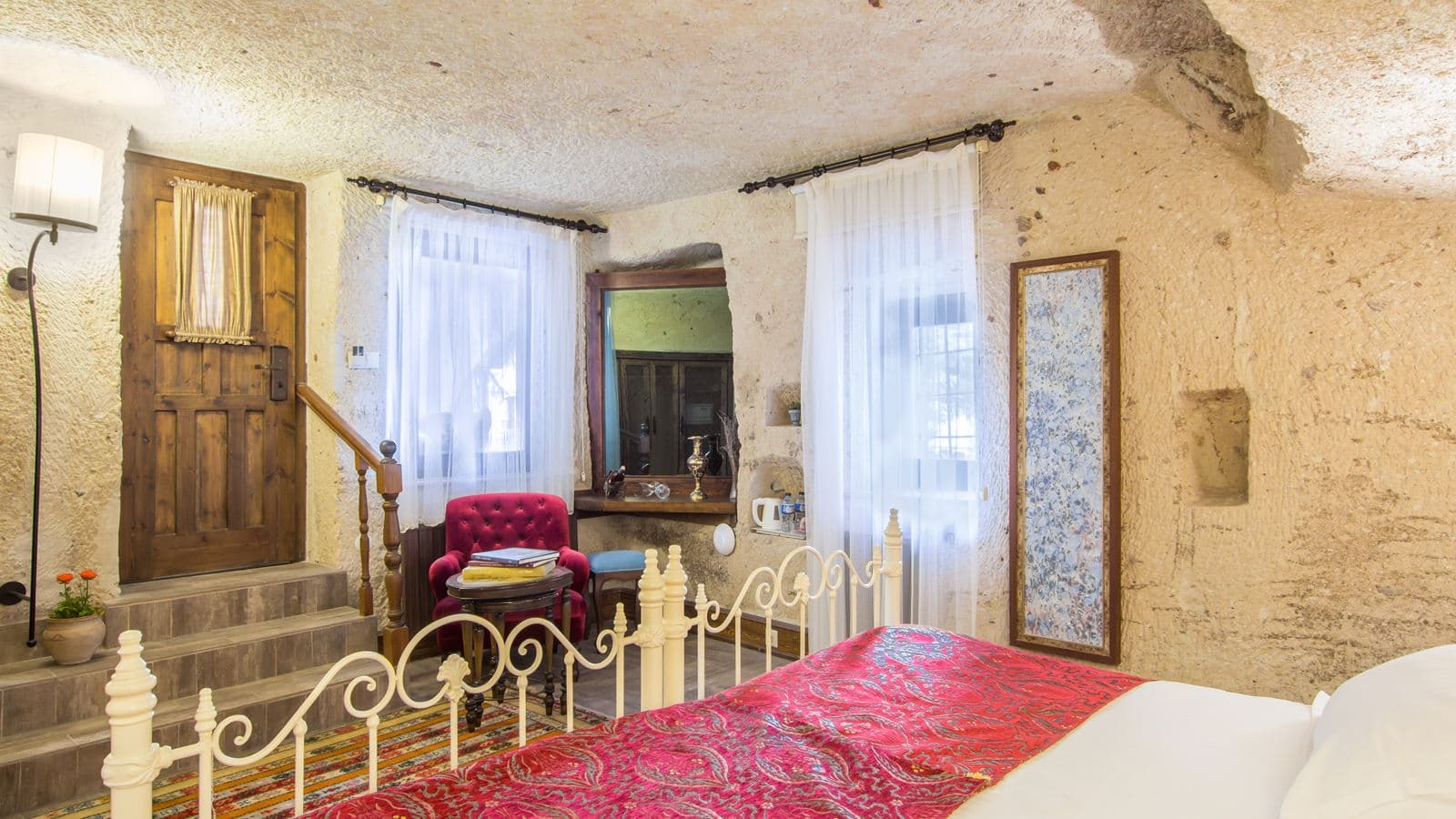 rooms-deluxe-cave