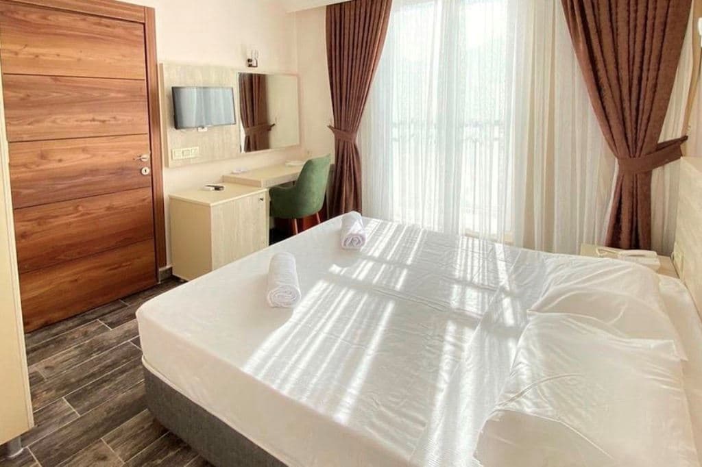 rooms-standard-room