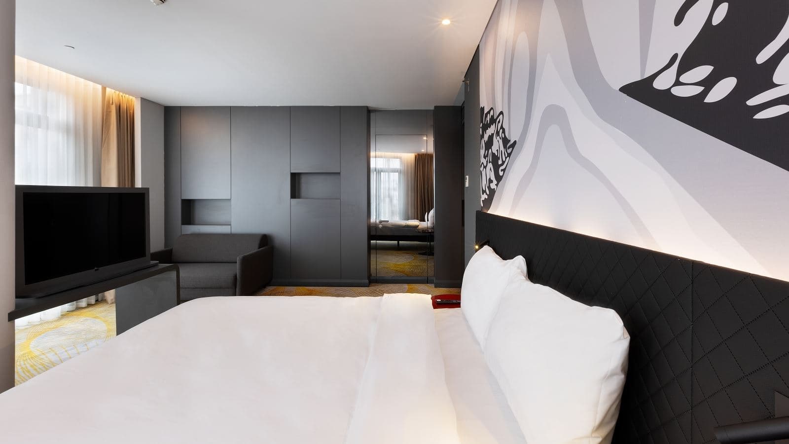 rooms-family-room