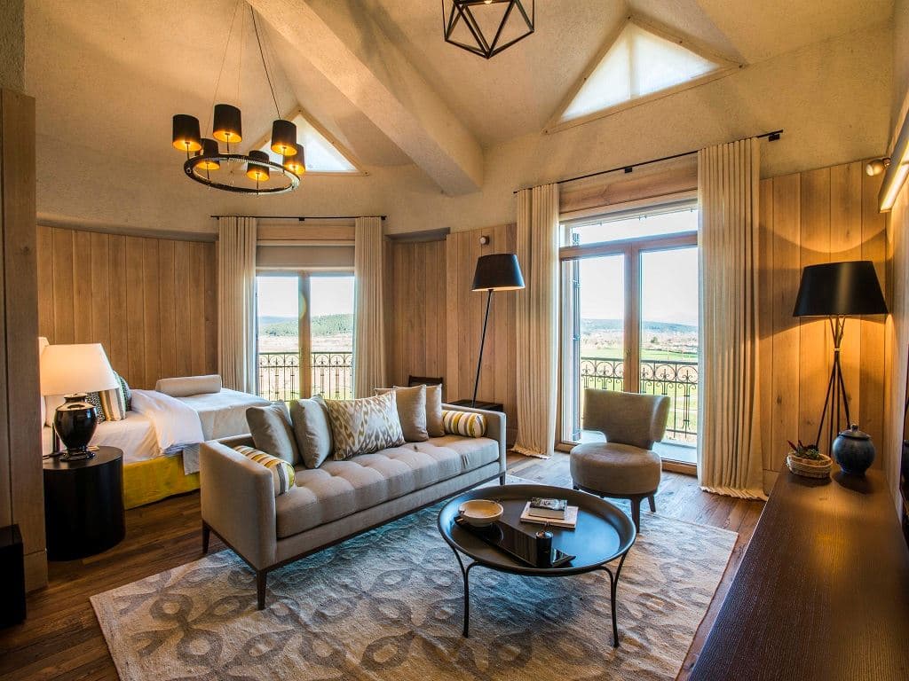 rooms-suite-room