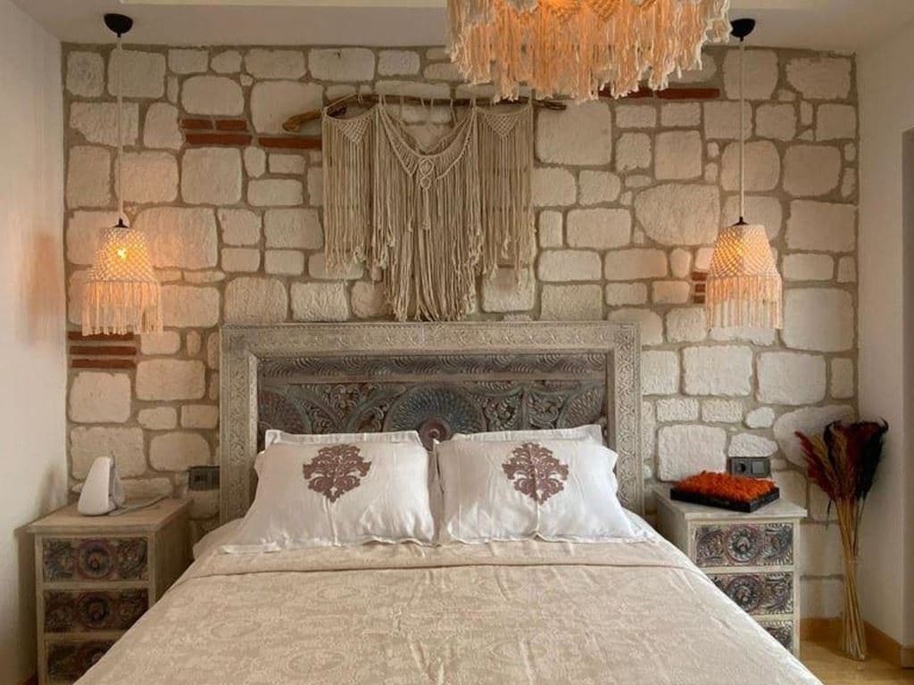 rooms-deluxe-room