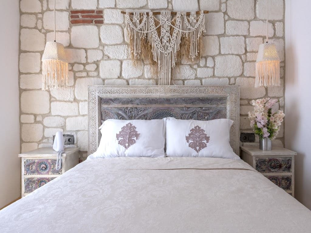 rooms-deluxe-suite