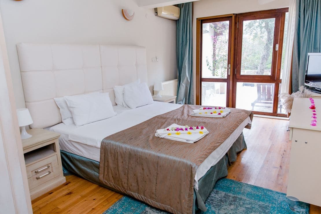 rooms-standard-room