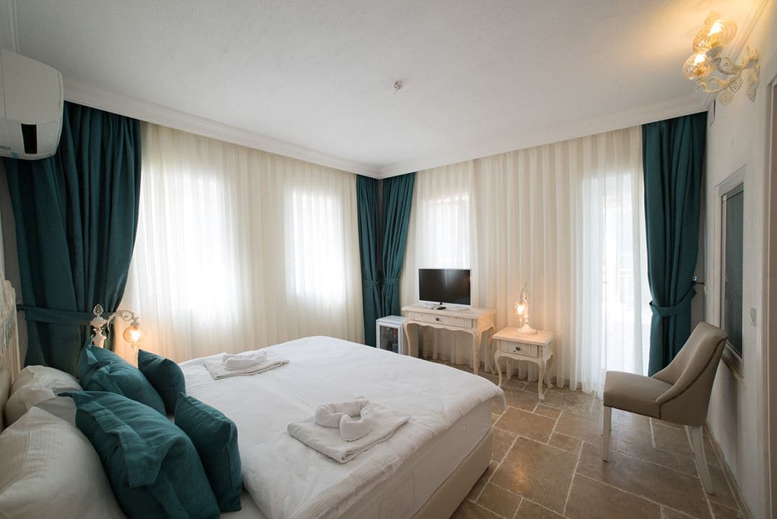 rooms-standard-room
