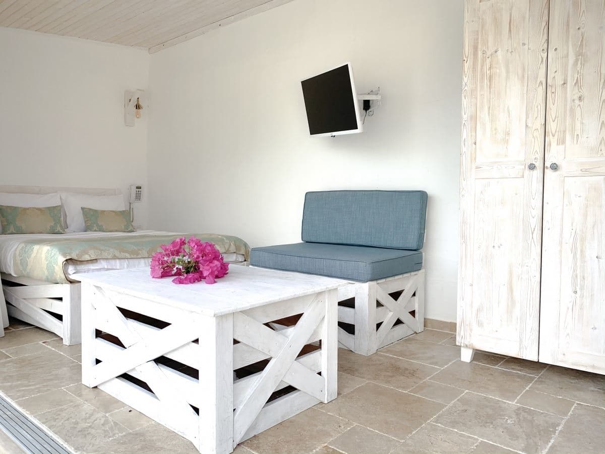 rooms-standard-room