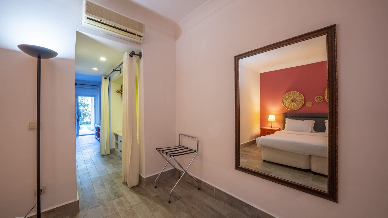 rooms-comfort-room