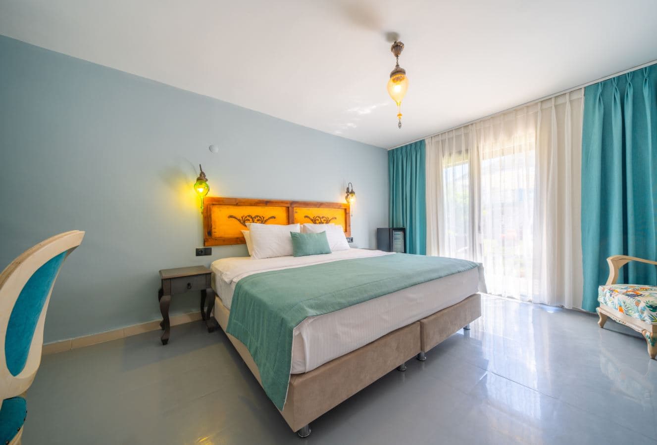 rooms-superior-room
