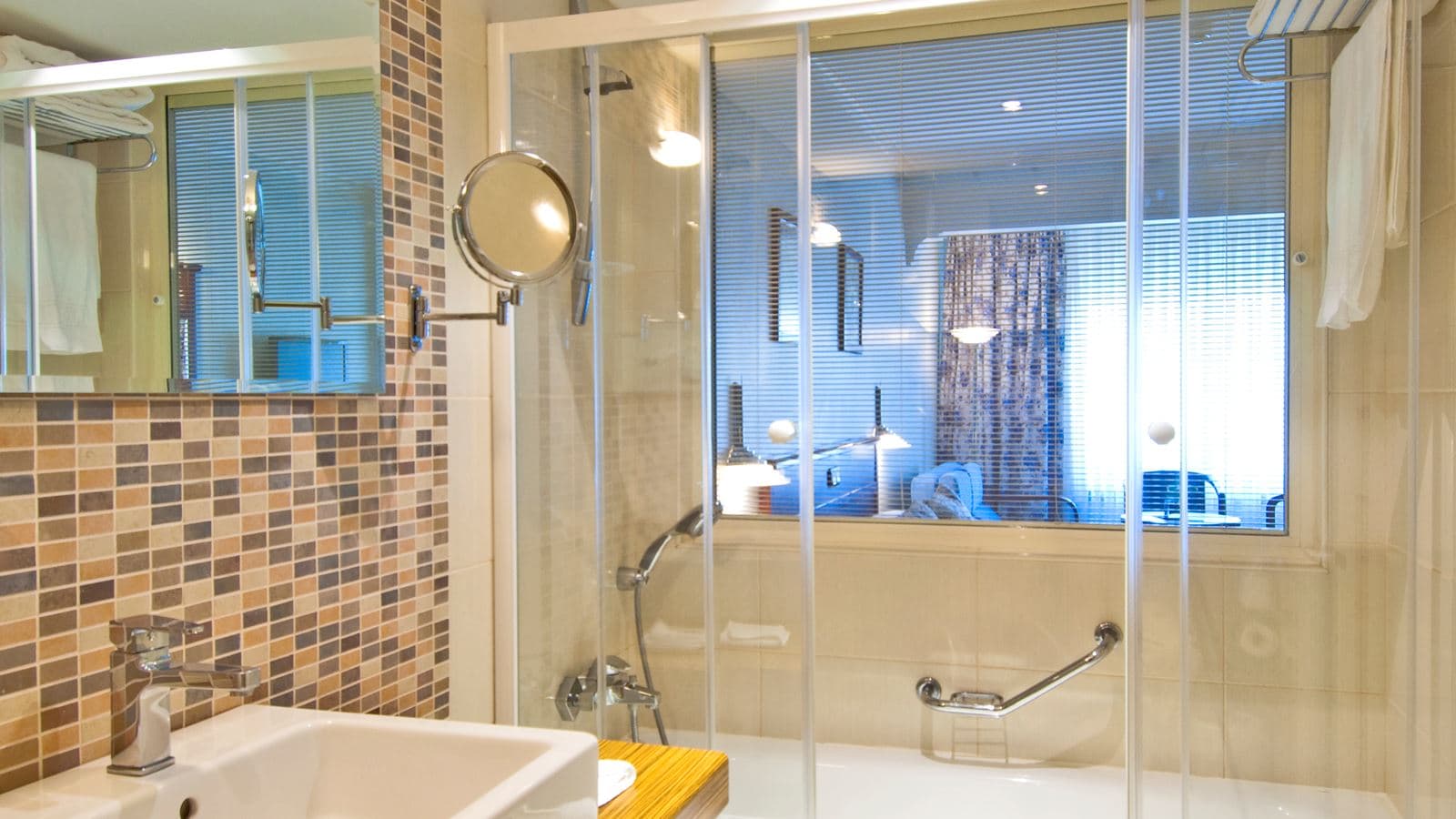 rooms-junior-suite-standard